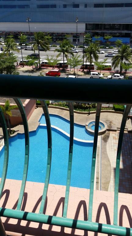 T & H Vacation Condo @Marina Court Kota Kinabalu Quarto foto